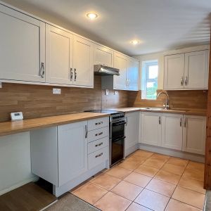 2 bedroom house to rent - Photo 2