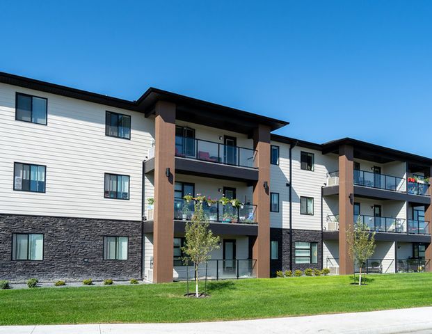 The One - Apartments | 3 & 5 Tourond Creek Drive, Saint Adolphe - Photo 1