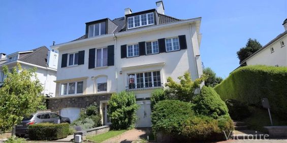 Huis te huur in Sint-Pieters-Woluwe voor € 3.250 met 4 slaapkamers - Photo 3