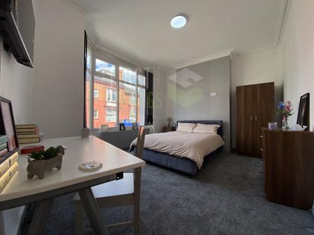 5 bedroom terraced house to rent - Photo 4