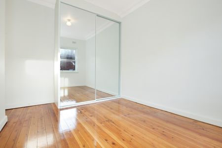 4/10 Frederick Street, WOLLONGONG NSW 2500 - Photo 5