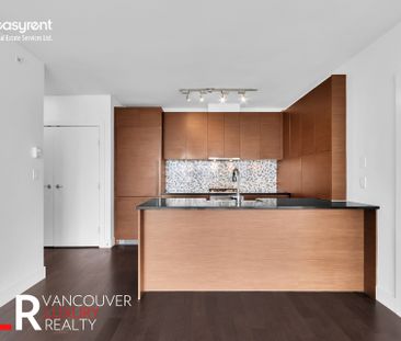 Condo in Downtown Vancouver, BC - Photo 4