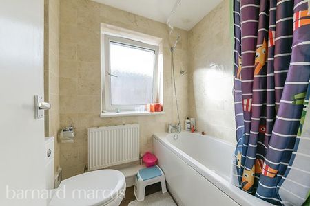 Felmersham Close - Photo 3