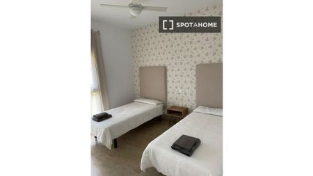 4 room luxury Flat for rent in Cartaya, Spain - Photo 4