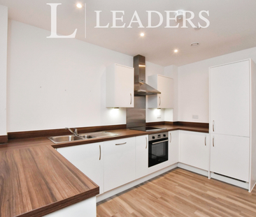 2 bedroom parking to rent - Photo 2