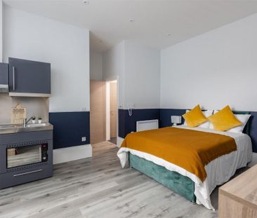 Studio to rent - Photo 2