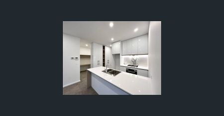 Executive Corner Residence - Beautiful 3 Bedroom! - Photo 3