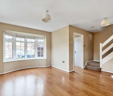 Sandalwood, Guildford, GU2 - Photo 6