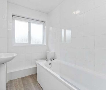 Pennant Close, Birchwood, WA3 - Photo 4