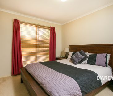 4 MONTROSE PL - Photo 4