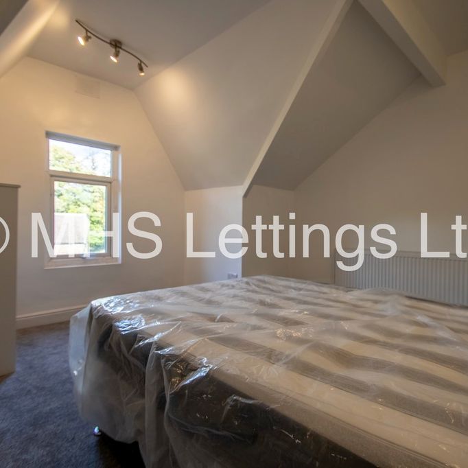 Top Floor Flat, 4 Norville Terrace, Leeds, LS6 1BS - Photo 1