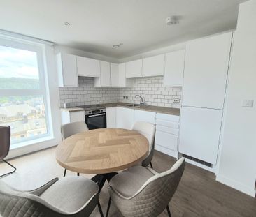 Cow Green, Halifax - Photo 5