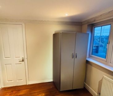 Room in a Shared Flat, Woolwich Road, SE10 - Photo 6