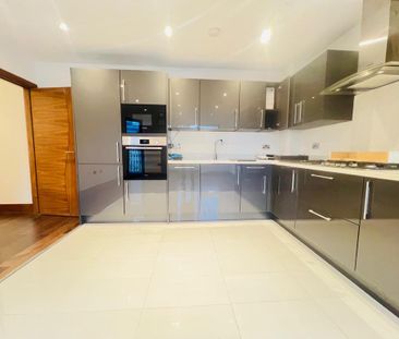 2 bedroom property to rent - Photo 3