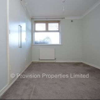 2 Bedroom Flat Foxhill Court Weetwood - Photo 1