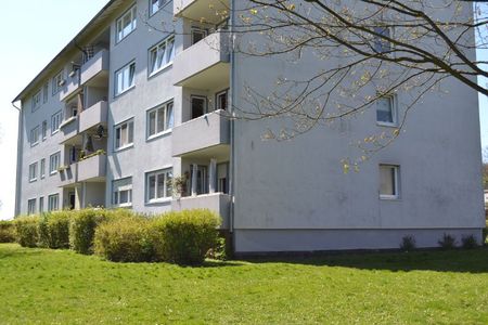 Großzügige 3 Zimmerwohnung mit Sonnenbalkon am Baunsberg - Foto 2