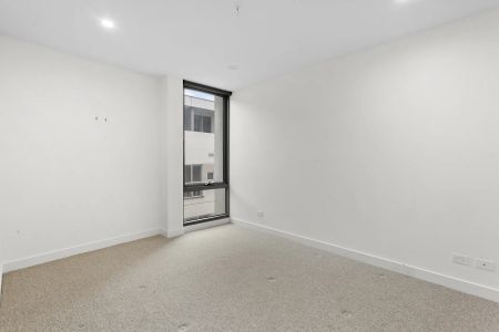 Stylish Apartment in the Heart of Richmond - Photo 3