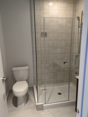 For Lease - 8 Cumberland Street Unit# 1303, Toronto, Ontario - Photo 3