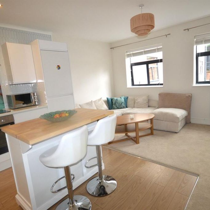 2 bedroom apartment to rent - Photo 1