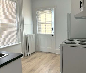For Lease - 158 St Andrew Street Unit# 1, Lower Town - Sandy Hill, Ontario - Photo 6