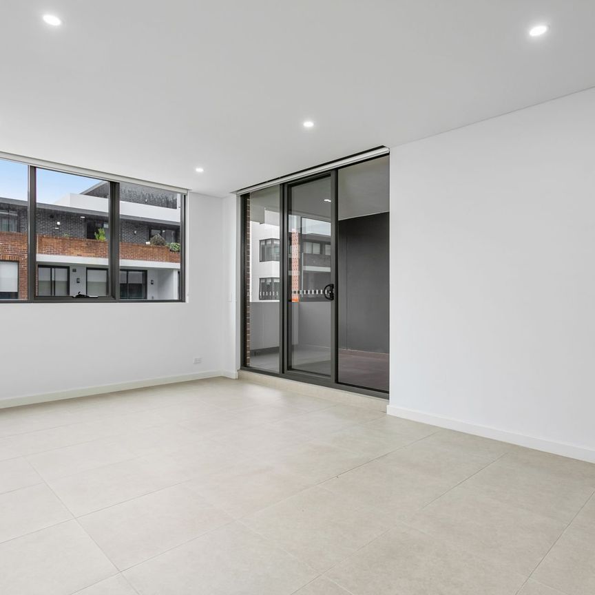 303/2 Saxby Close, Botany - Photo 1