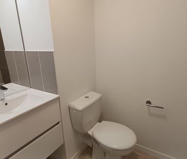 location Appartement T1 DE 18.3m² À LA ROCHELLE - Photo 4