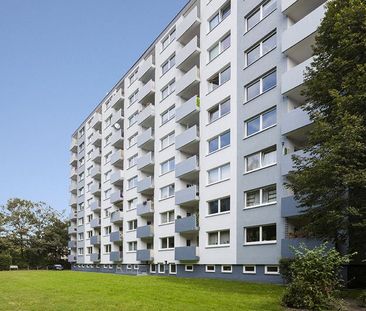 Großzügige 2-Zimmer-Wohnung mit Tageslichtbad und Balkon für Singles und Paare - Photo 2