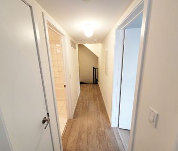 For Lease - 300 Alex Garden Circle Unit# 55, Aurora, Ontario - Photo 3