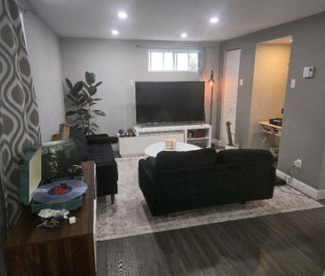 3 1/2 TOUT INCLUS SEMI-MEUBLÉ À LAVAL/DUVERNAY - Photo 4