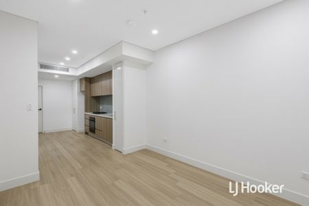Brand New Studio Apartment - Available now! - Photo 3