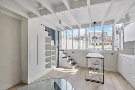 Appartement à louer à Paris 6Ème - Photo 2