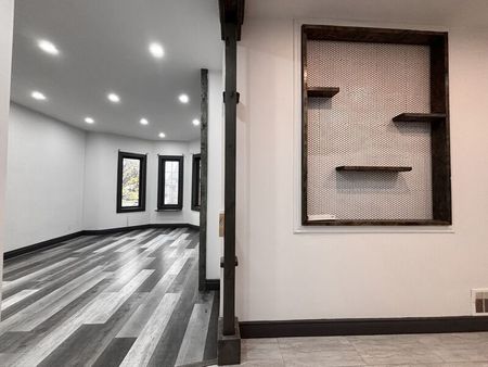 $2,100 / 2 br / 3 ba / 85 Mary st. unit 1 - Photo 3