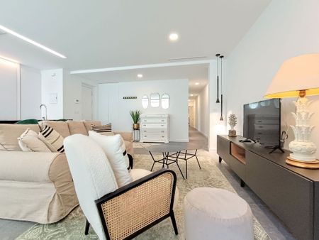 3 room luxury Flat for rent in Alicante, Valencia - Photo 3