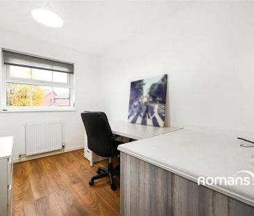 5 bedroom detached house to rent - Photo 4