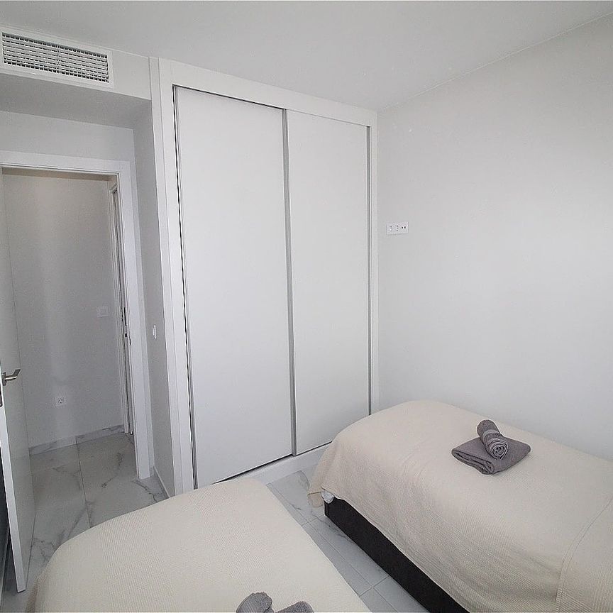 Bottenvåningslägenhet att Hyra i Torrevieja Lagoons Village - Photo 1