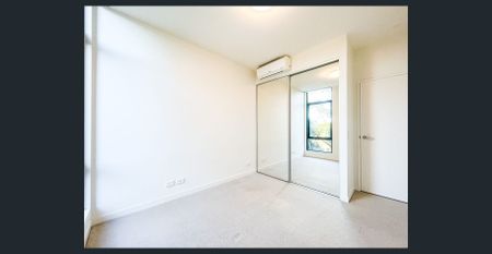 Contemporary Two Bedroom Apartment - Photo 3