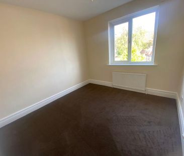 2 bed terraced house to rent in SR8 - Photo 4