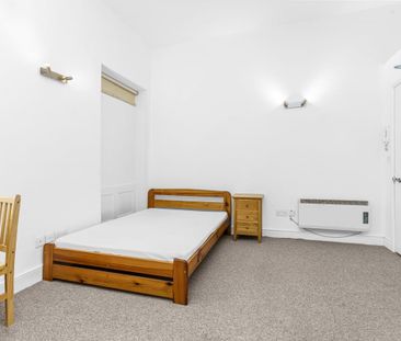 Studio Flat, North Road, N7 - Photo 1