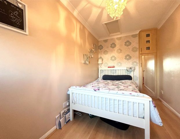 Rook Close, Wokingham Rook Close, Wokingham - Photo 1