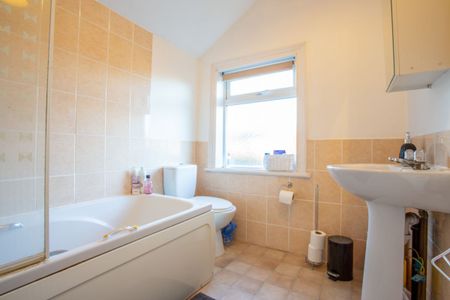 77 Leopold Street - September Start & 2 bathroomsLoughborough - Photo 4