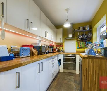 3 bedroom terraced house to rent - Photo 1