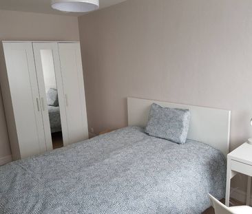 Très Calme T3 Meublé 64m2, Nantes Canclaux, Balcon - Photo 4