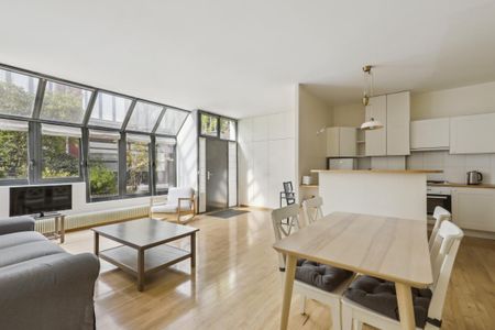 Location Appartement 3 pièces Meublé 81m² PARIS 11ème - Photo 4