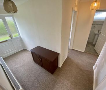 2 bedroom detached bungalow to rent - Photo 5