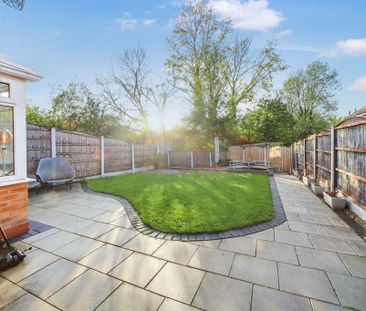 3 bedroom semi-detached house to rent - Photo 6