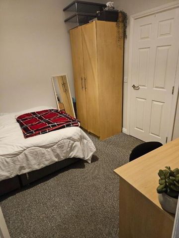 Unit C, 93 Fitzroy Avenue, Belfast, BT7 1HU - Photo 4