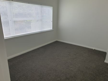 ONE BEDROOM FLAT IN ALICETOWN - Photo 4