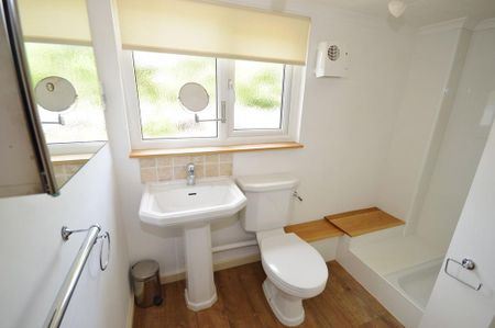 2 bedroom property to rent - Photo 5