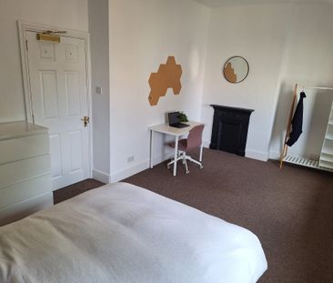 6 bedroom house - Photo 6