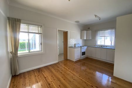 11 Brett Street, Georgetown NSW 2298 - Photo 4